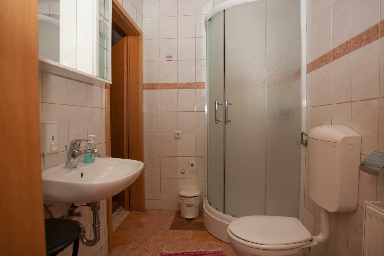 Guest House Celan Spodnja Hajdina Eksteriør billede
